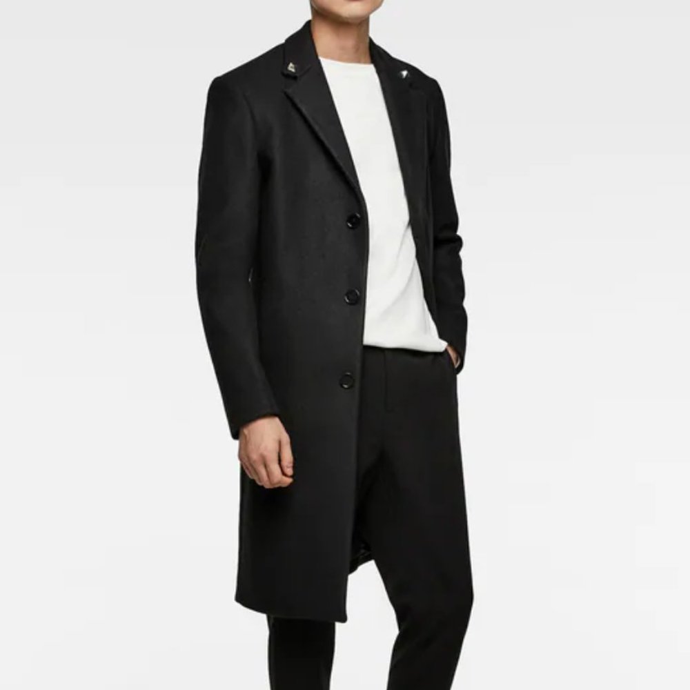 ZARA MAN FULLY LINED BLACK STUDDED LONG COAT $399